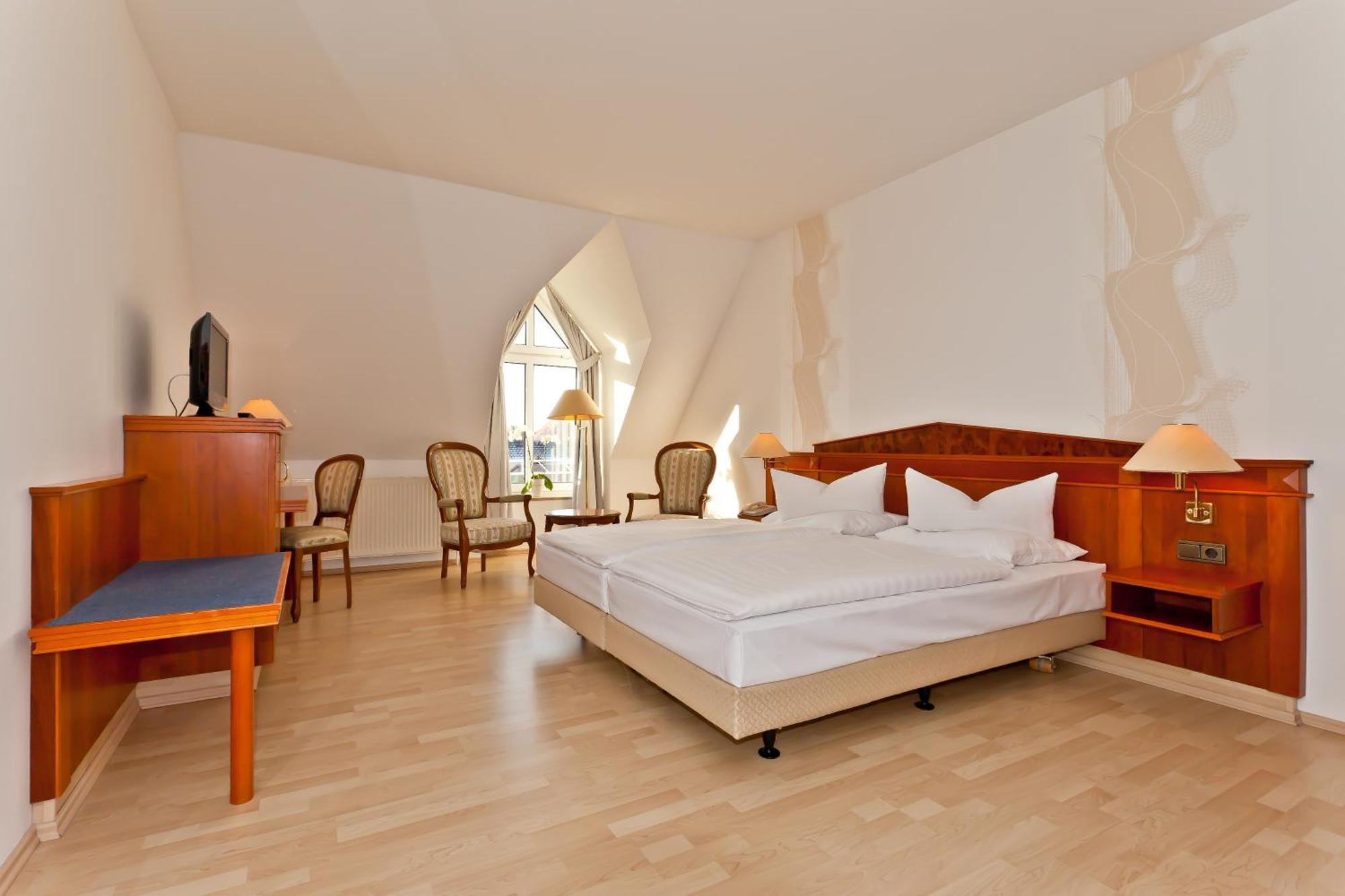 Hotel De Weimar Ludwigslust Extérieur photo